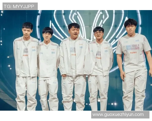 英雄联盟最新实力榜单揭晓BLG战队荣登第九名引发热议