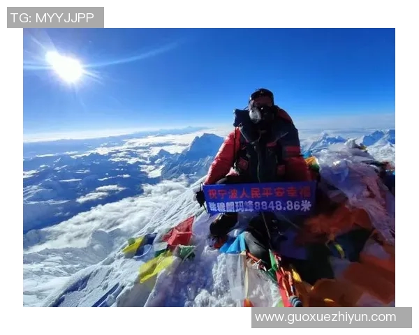 团结攀登:重庆攀岩队如何通过团队协作实现高峰突破